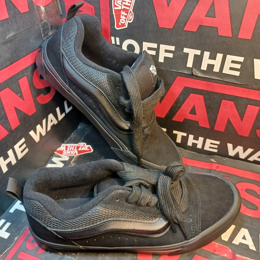 Vans Men's 8/Women's 9.5 Knu Skool Triple Black/Black VN0009QCBKA - Picture 9 of 12